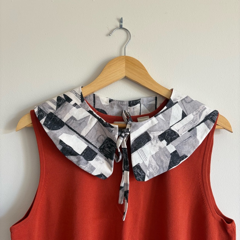 Sleeveless Ribbed Tank Top - Rust Red - Picture 5 of 5